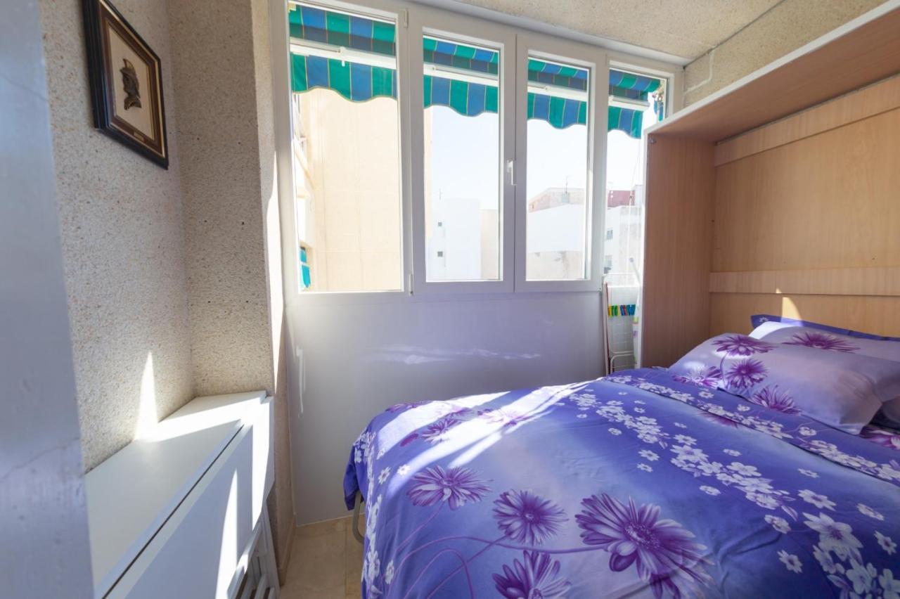 Студия На Белоснежном Пляже Los Locos Torrevieja Esterno foto
